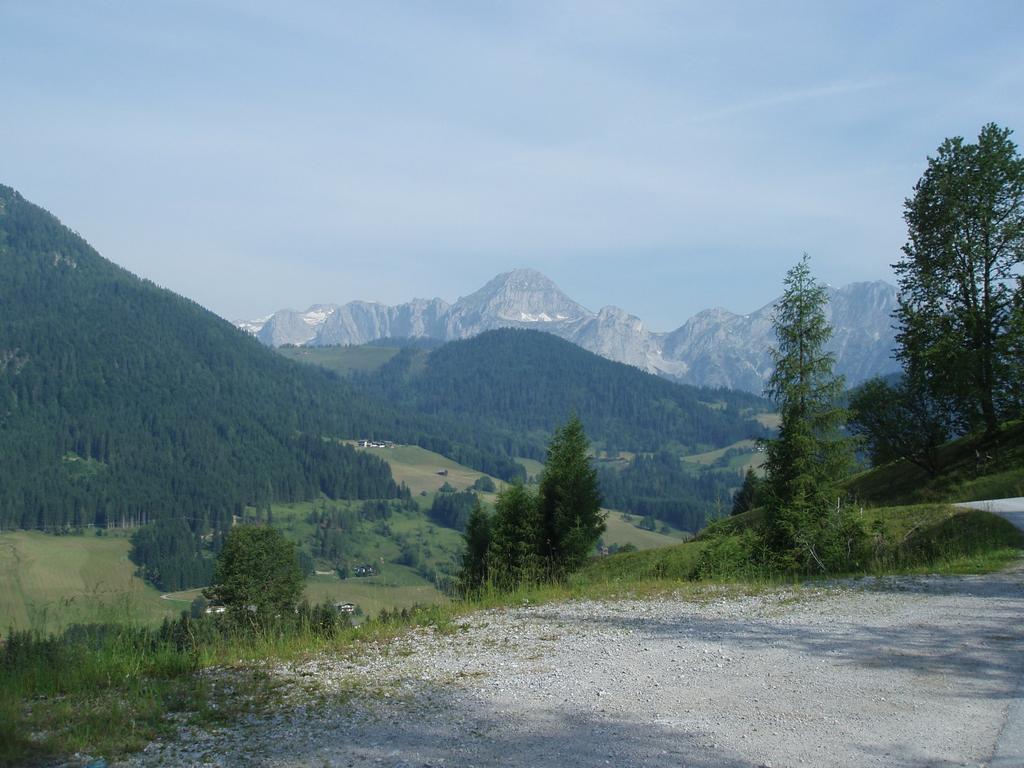 Jufa St. Martin Hotell Sankt Martin am Tennengebirge Exteriör bild